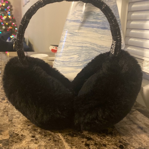 NYC Earmuffs - Picture 4 of 9